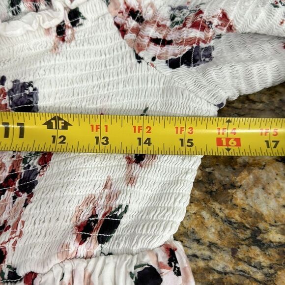 Torrid Floral Babydoll Bell Sleeve Off The Shoulder Lace Up Top Size 1 - Picture 10 of 11